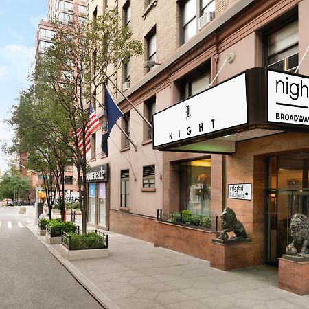 Night Hotel Broadway New York Bagian luar foto