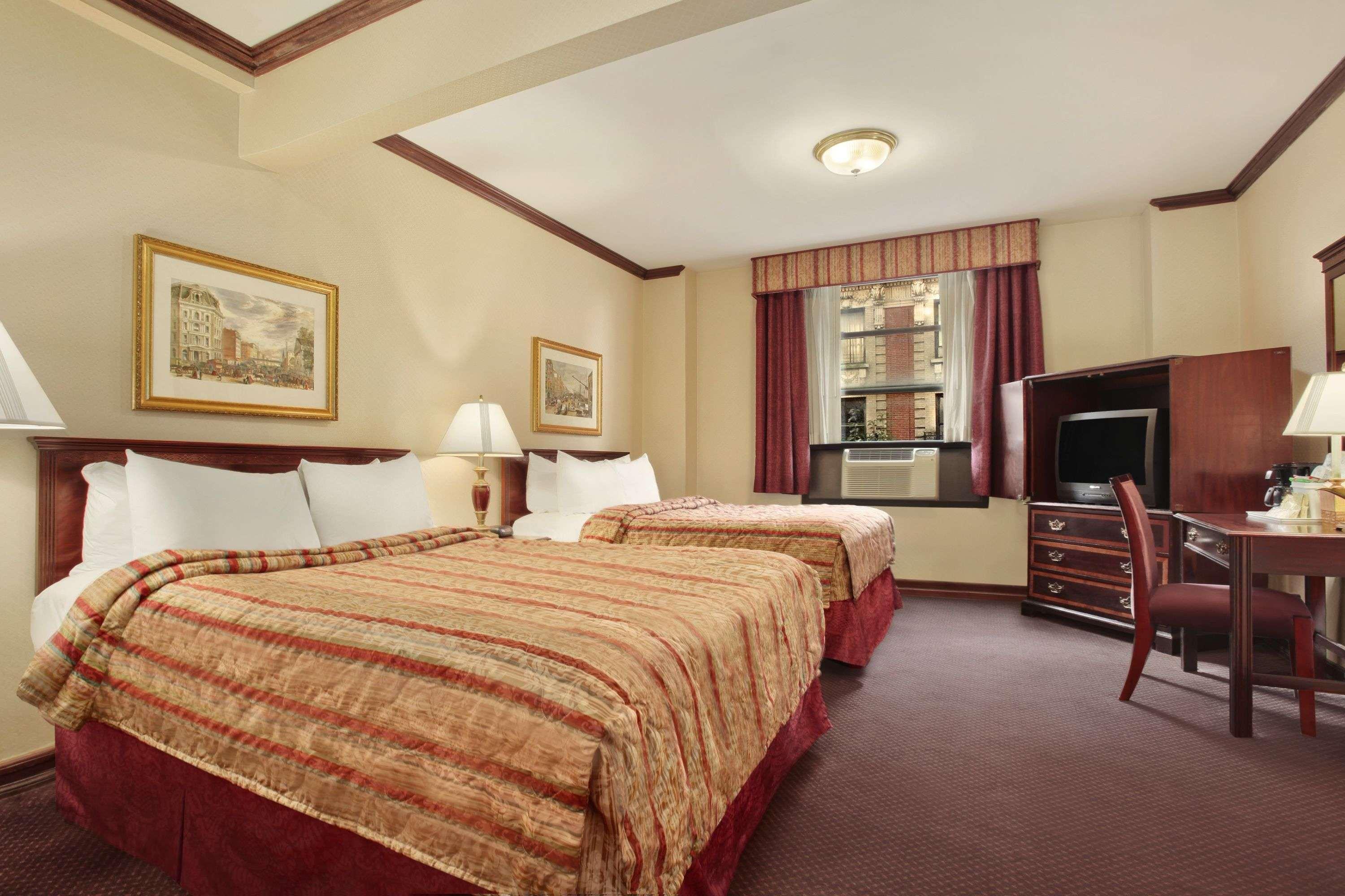 Night Hotel Broadway New York Bagian luar foto