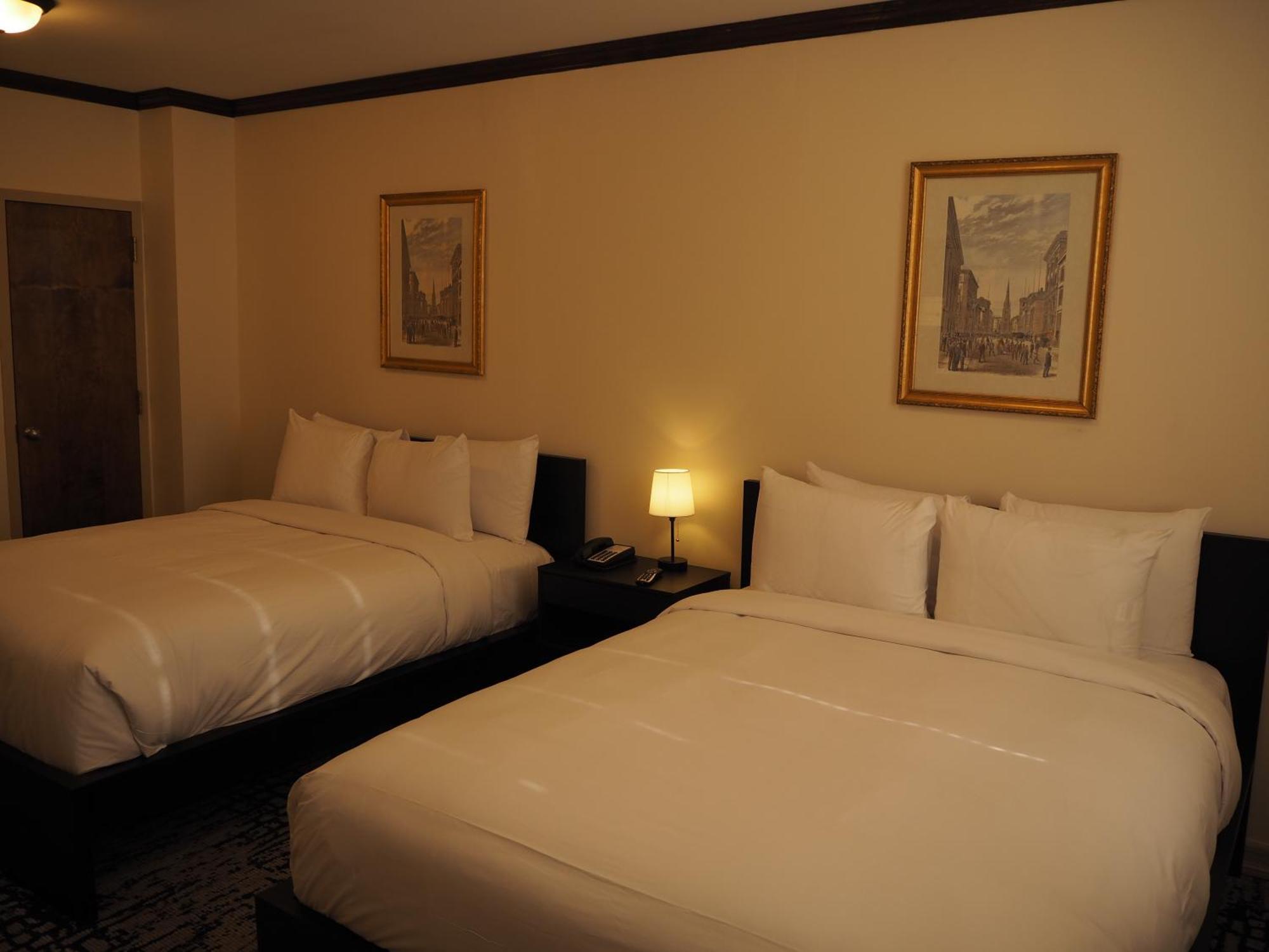 Night Hotel Broadway New York Bagian luar foto
