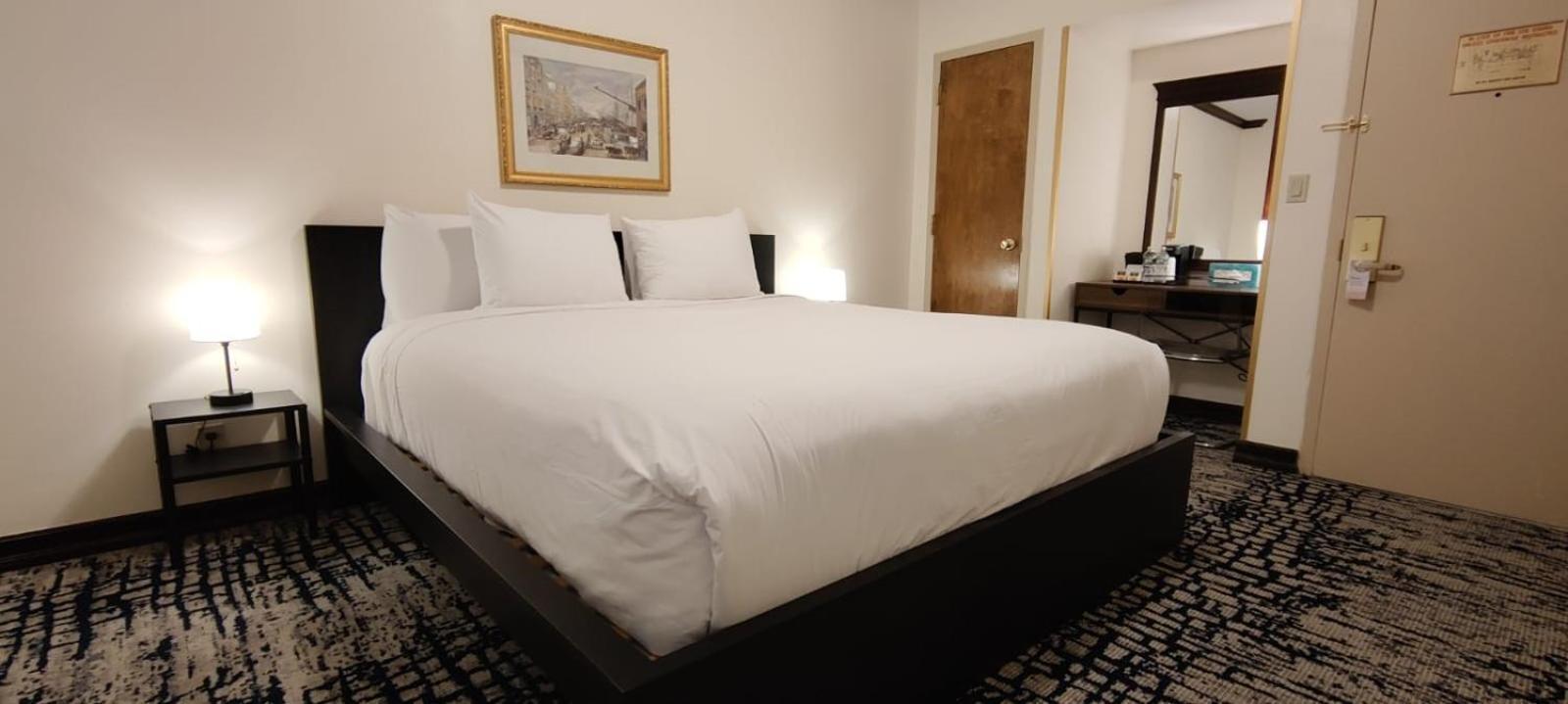 Night Hotel Broadway New York Bagian luar foto