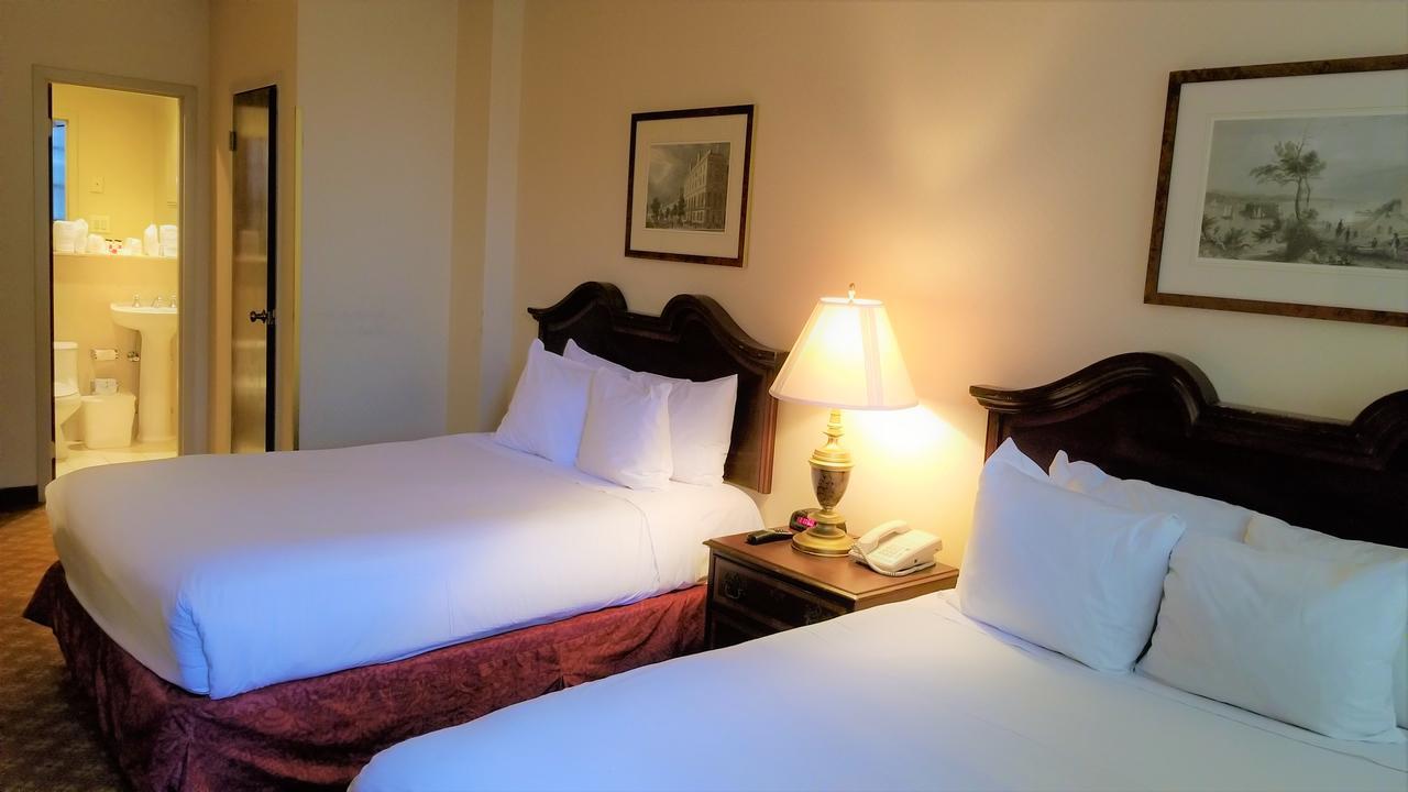 Night Hotel Broadway New York Bagian luar foto